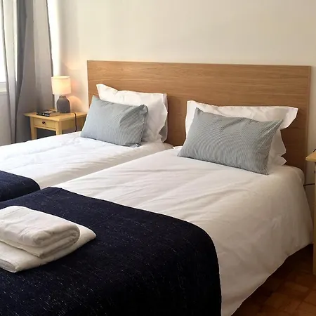 Pinporto Center Iii * ポルト